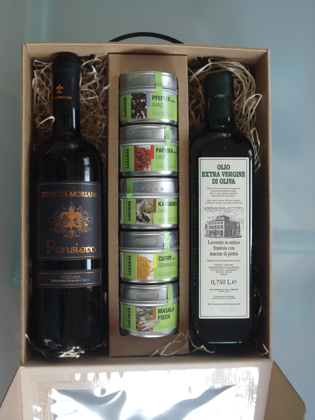 Geschenkbox Gewürz, Wein, Olivenoel
